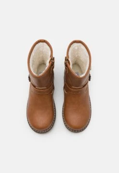 Friboo Botines - Cognac -Friboo Tienda 3d7e693fb78b4e97bd070d24d4a914dc