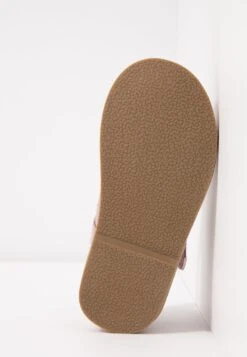 Friboo Bailarinas Con Hebilla - Rose 11 Friboo Bailarinas Con Hebilla - Rose -Friboo Tienda b9a5eb86d2f04b09a9c8bb7e866831a6